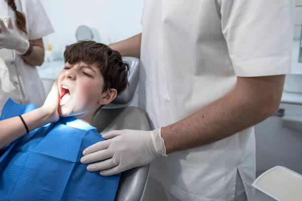 Best Dentist for Tooth Abscess  in Helena Flats, MT
